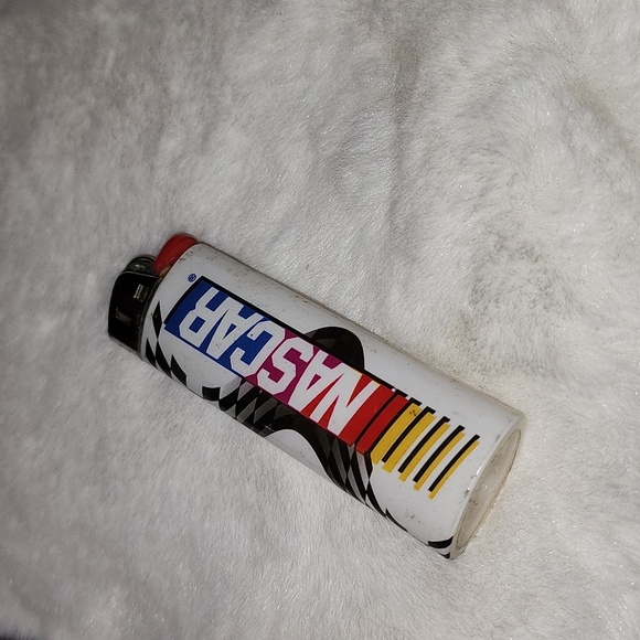 ASSORTMENT OF  ITEMS HUNTING CABIN  DECORATIVE ITEMS - Picture 2 of 8